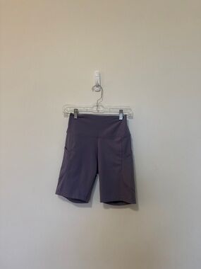 Nike High-Waist Lavender Bike Shorts with Side Pockets